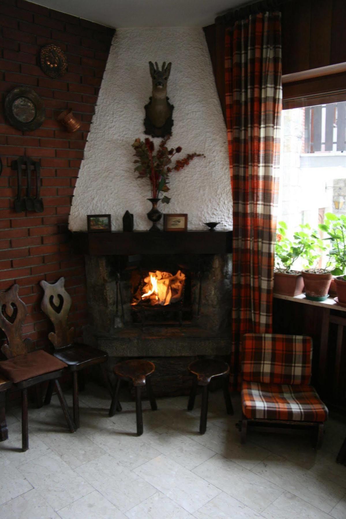 Hotel Al Caminetto วัลตูร์นอนช์ ภายนอก รูปภาพ